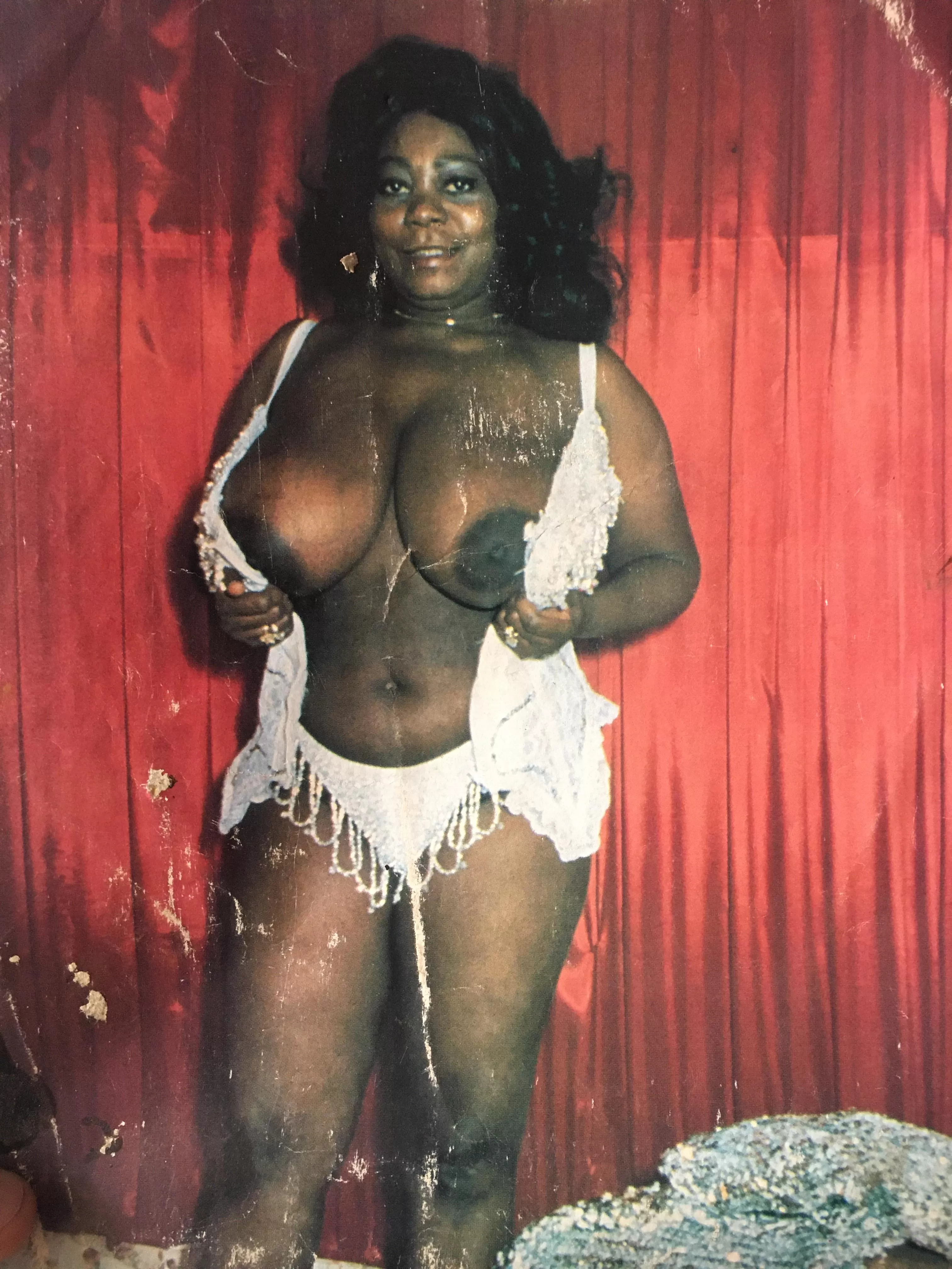 Know her name? posted by WillyGfatP69