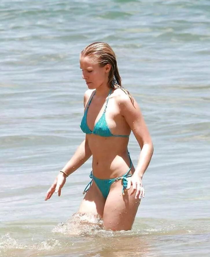 Kristen Bell posted by berserker1979