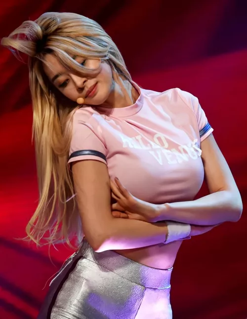 Kwon Nara (ex-Hello Venus) and her huge fucking tits ( . ) ( . ) 🤤 by throw_3away