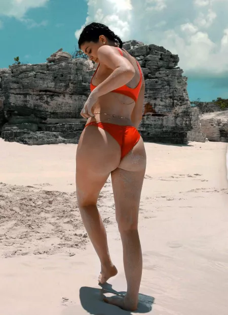 Kylie Jenner by BimboParadise1