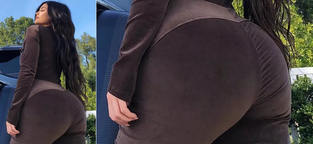 Kylie Jenner by Useful_Account35