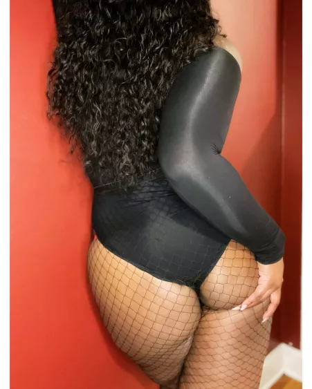 Lace and Cheeks by samanthacurve