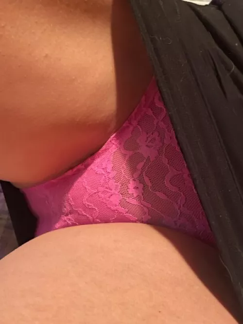 Lacy floral upskirt by panty_overload