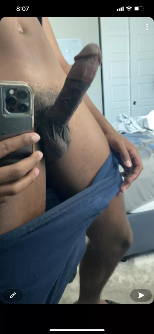 ladies dm me if u wanna see more😏 by thirdlegron