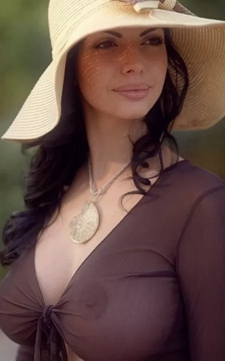 Large floppy hat by snflange