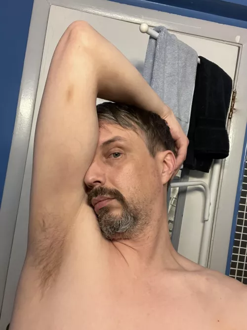 Last chance before shower by Ben_Monroe