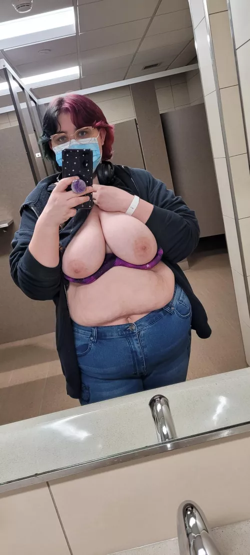 Last college bathroom selfish of the semester 🥰 by Shy_puppy_sub