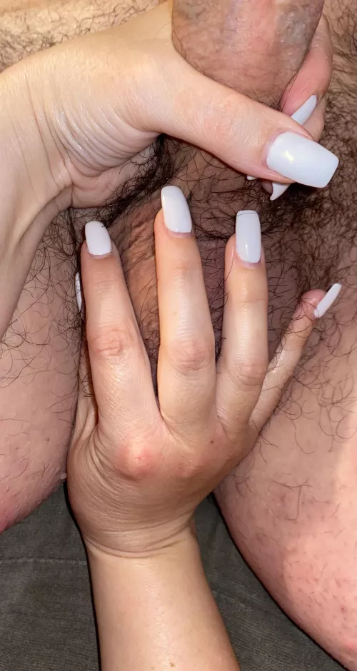 Last day of my white nails 💅 by Sierra_Southwind