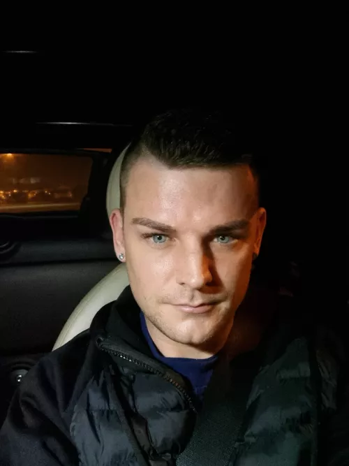 Last day of work before break up for the holidays 🥳🥳☹️ by Great_Historian9733