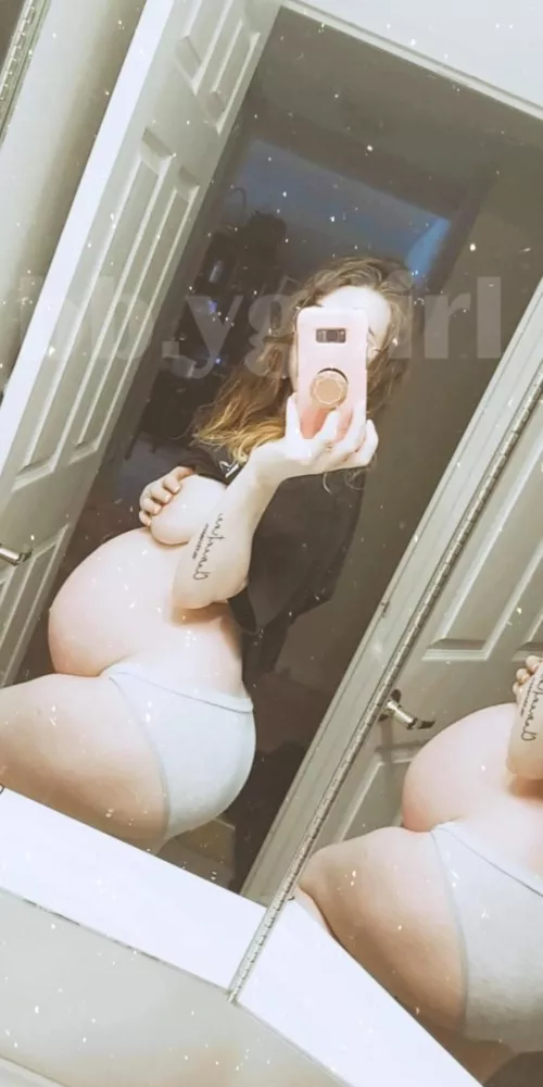 Last one of my big bump photo this was at 37 and a 1/2 weeks... So cute I miss it... by bby_giiirll