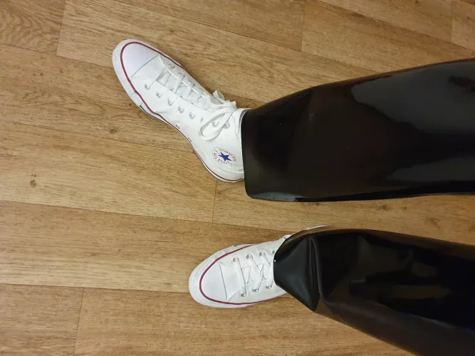 Latex and white Converse 😍 by rubberswitch