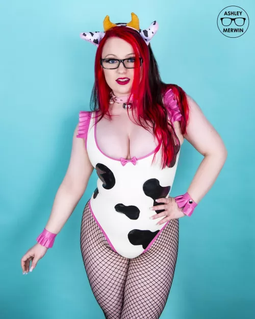 Latex Hucow! 🐄🐄 by ashley-merwin-model
