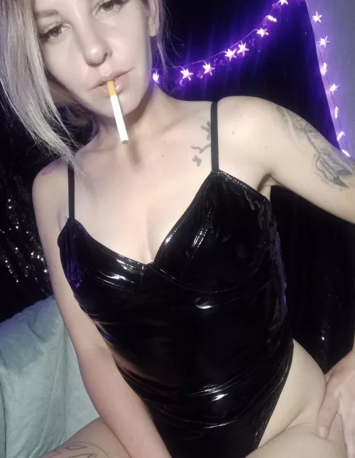 Latex ,my crop ,my whip and a Newport 🔥🥰 by PantiePrincess300