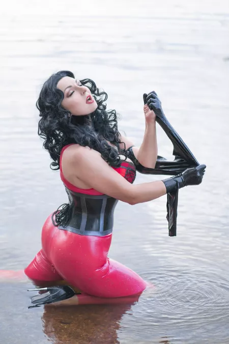 Latex rubber fetish (oc) so beautiful [f]antastic summer vibes by AryaGrander