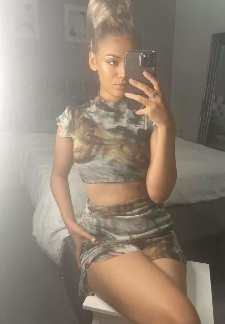 Latina x Irish, my new 2 piece also! by KikiSantana20