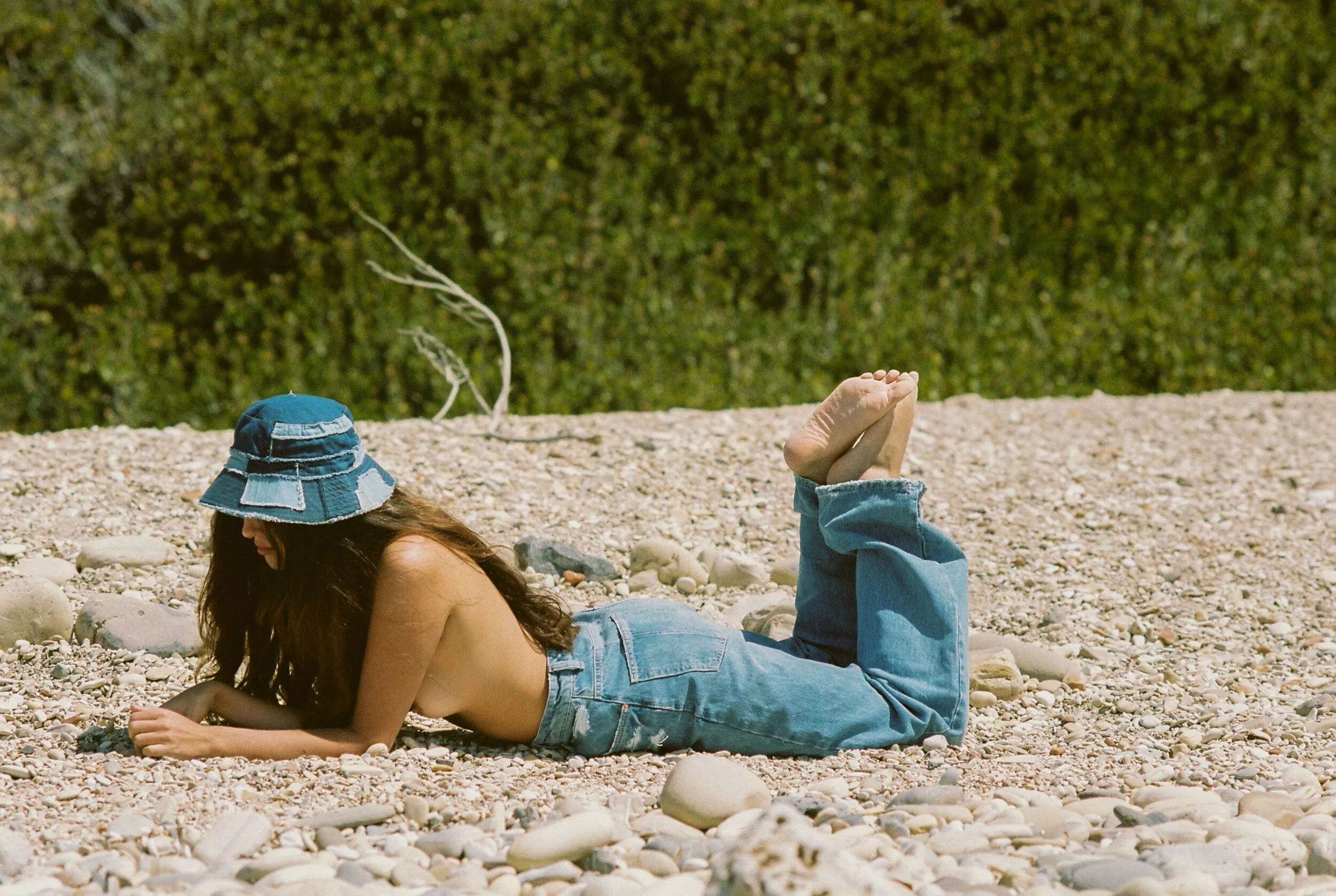 Laura Bensadoun posted by 717