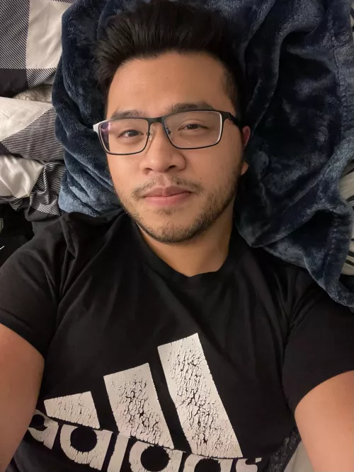 Laying in bed dreaming about not being Silver in League by stevefs