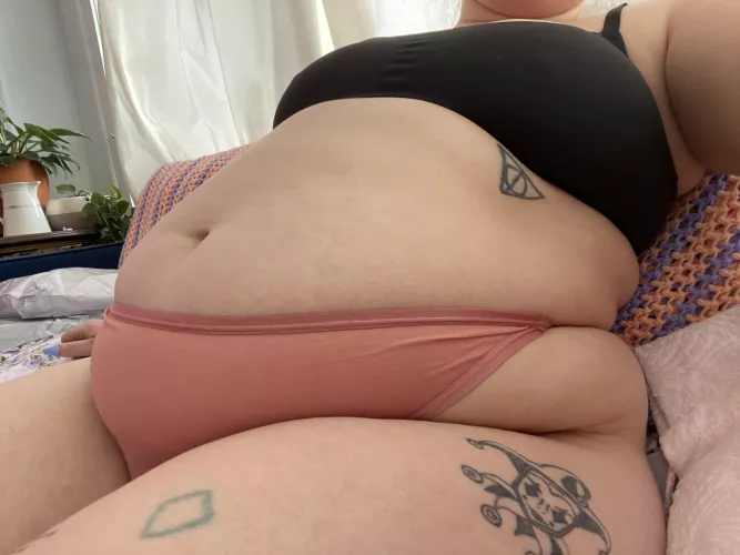 Lazing fatty by ledalavandula