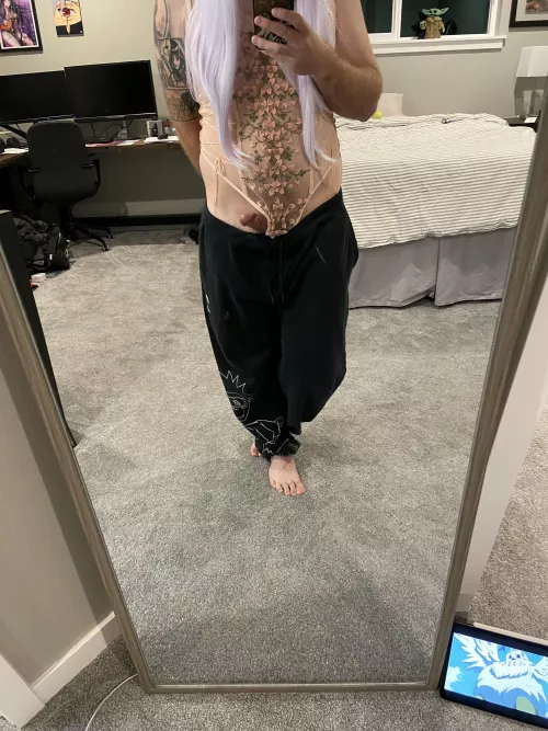 Lazy Gloomy Fridays💖 by transhinata