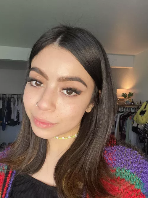 lazy saturday, just smoking weed and cleaning for me today by elciesativa