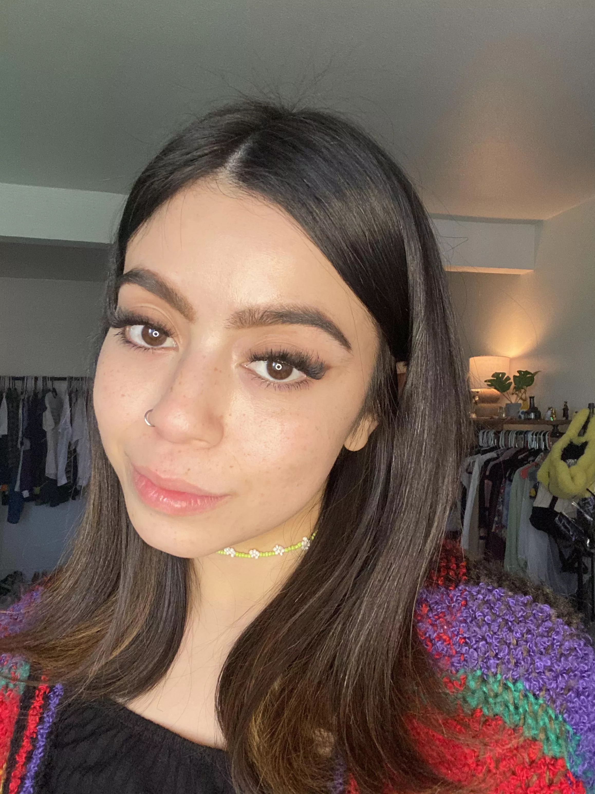 lazy saturday, just smoking weed and cleaning for me today posted by elciesativa