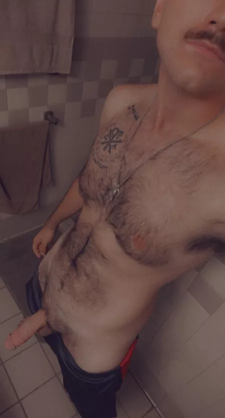 Lazy Sunday before a hectic week means nothing but free time by JustYourDad69