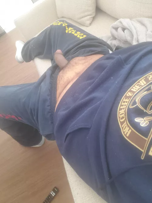 Lazy Sunday by fluffydimps85