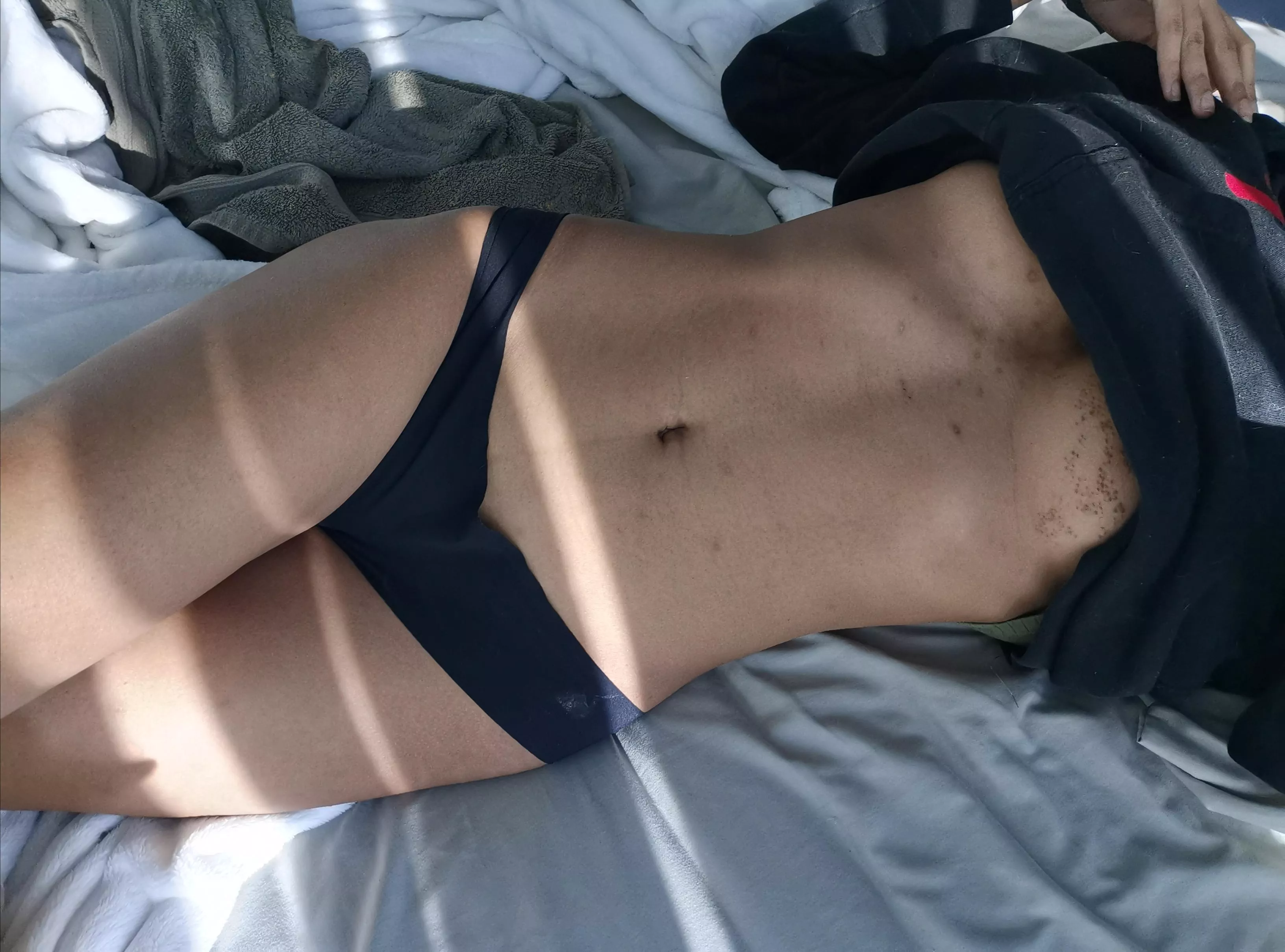 lazy Sunday posted by ariaotter