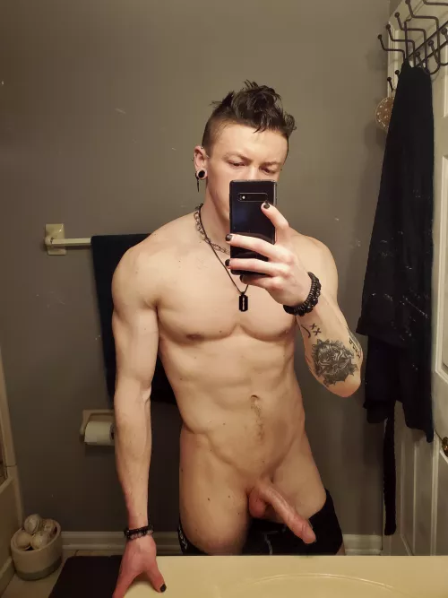 Lazy Sundays make for great sex by sadandhydrated_97