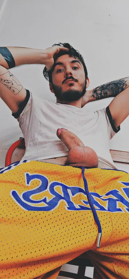 Lazy Wednesday, don't you think? by mcwalabi