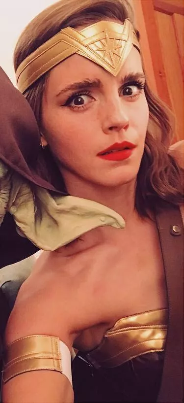 [League 10] Emma Watson posted by hardforwatson