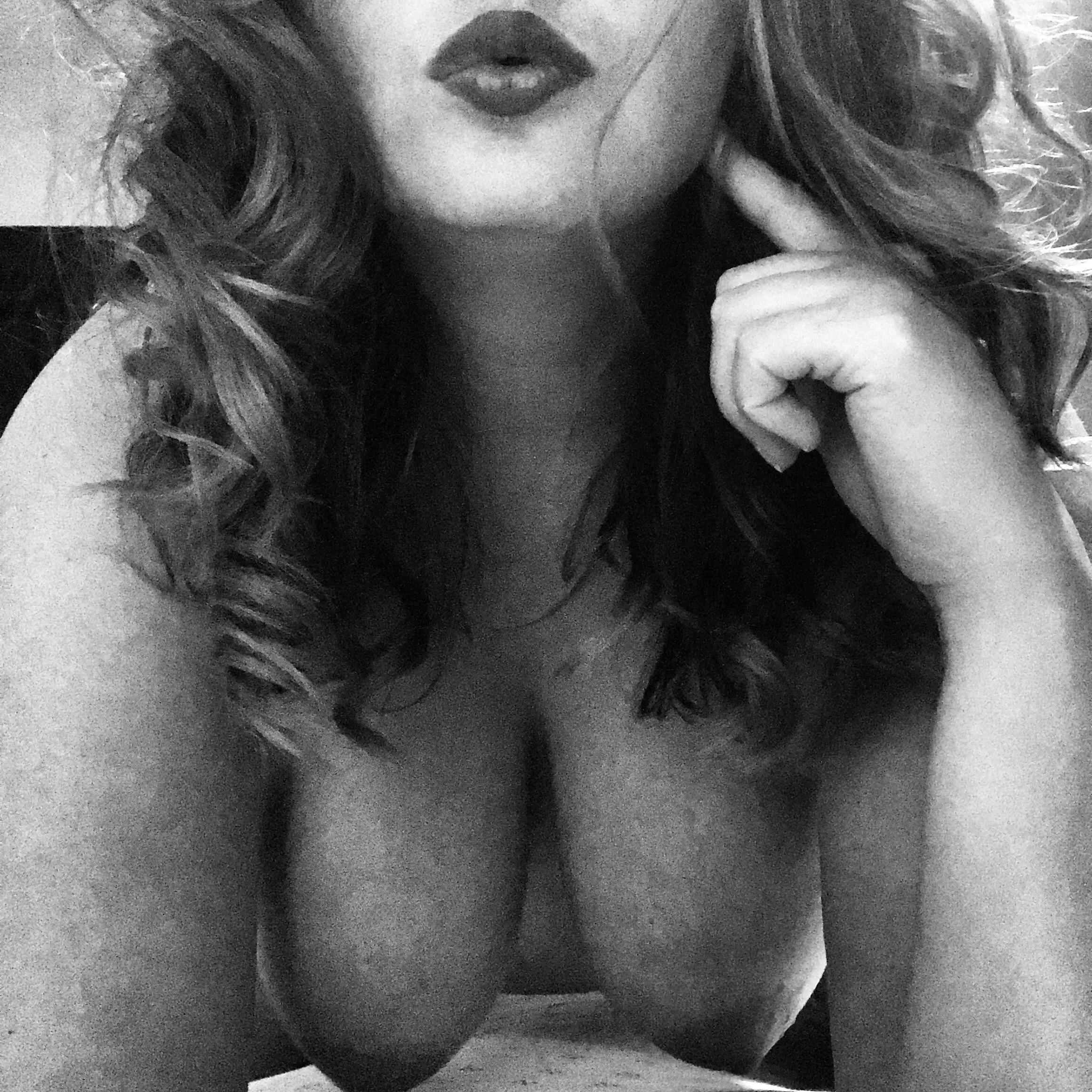 Lean in a little closer posted by sassy_minx