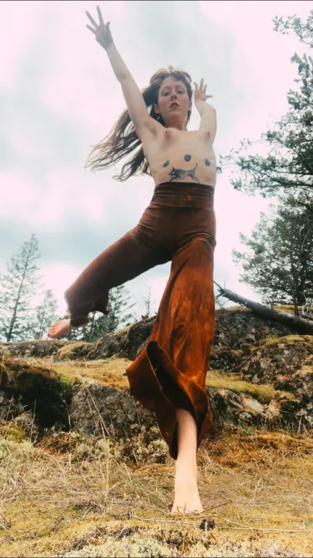 Leaping into your arms like 😍 by jessicafoxblood