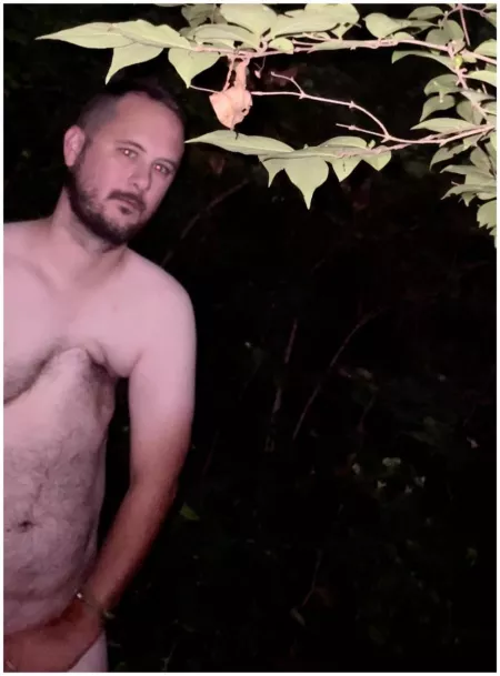 Learning to be more comfortable with my body out here by Psychological-Let756