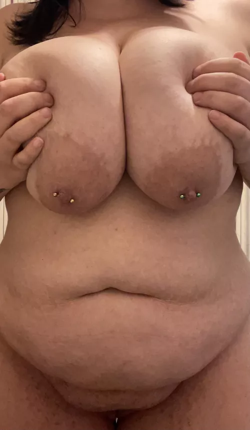 Learning to love myself again ❤️ by bambi_babi_is_back