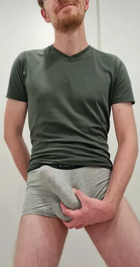 Leaving not much to the imagination 😅 by PourLaBite