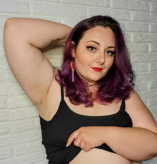 Leaving you all with some thick girl pits 😜🍭 by kcharm27