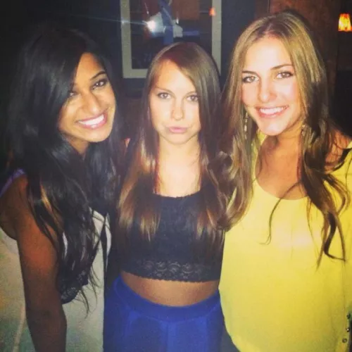 Left middle or right? by leroyjanks