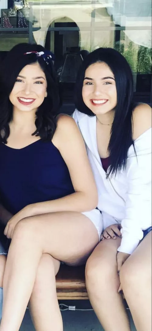 Left or right [2] by kingsavage678