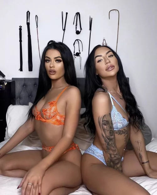 Left or right? by Chaving