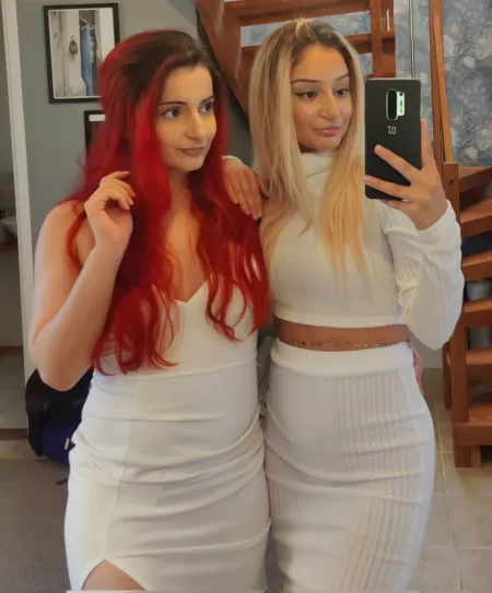 Left or right? by roman1205