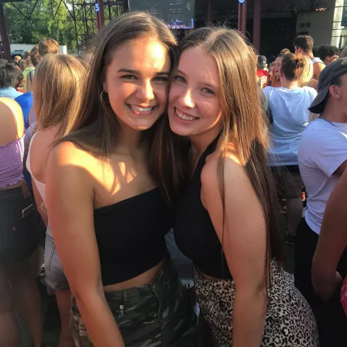 Left or Right? by WarmObserver