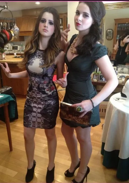 Left or right by Chaturbater1