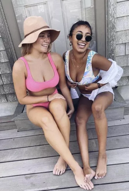 Left or right by EzziUchiha