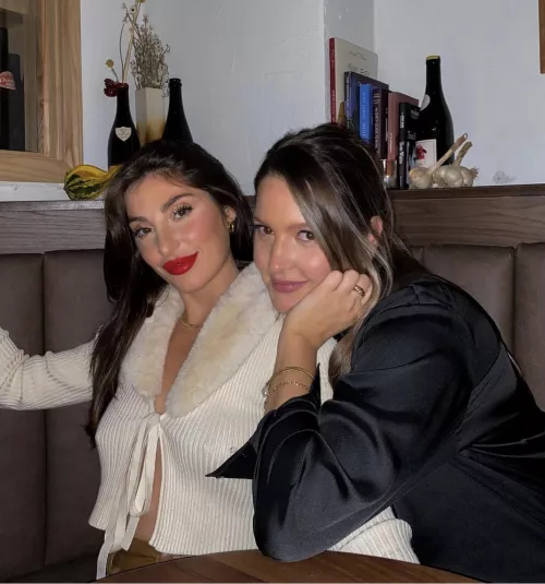 LEFT OR RIGHT BOYS by Fearful93