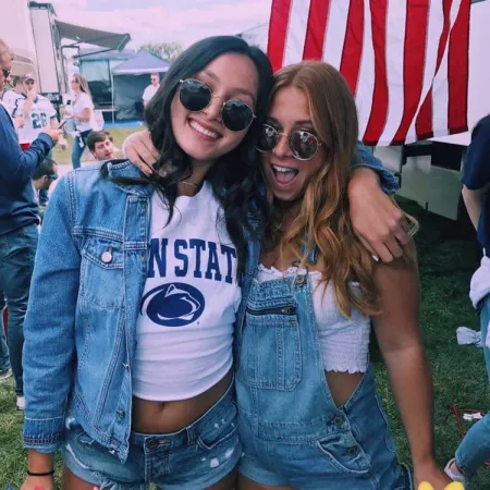 Left or right cornfed bitches? by thementaltyrant