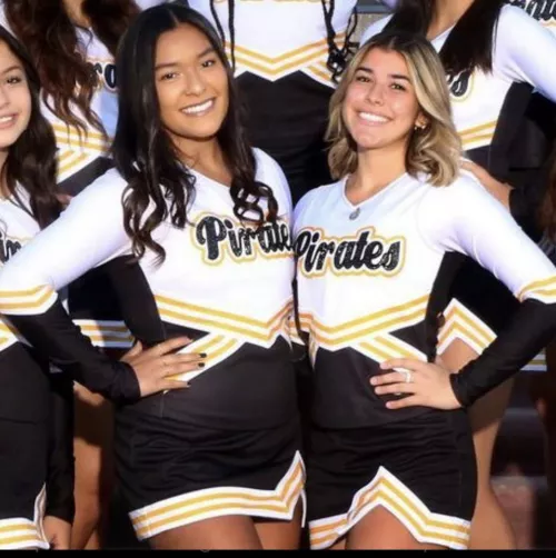 LEFT OR Right dm and why by NolimitsTeens