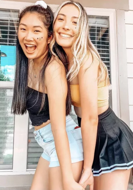 Left or right? Slow or rough? by thetrekk