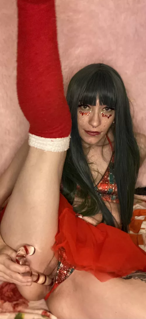 Leg up! by pheliaSun