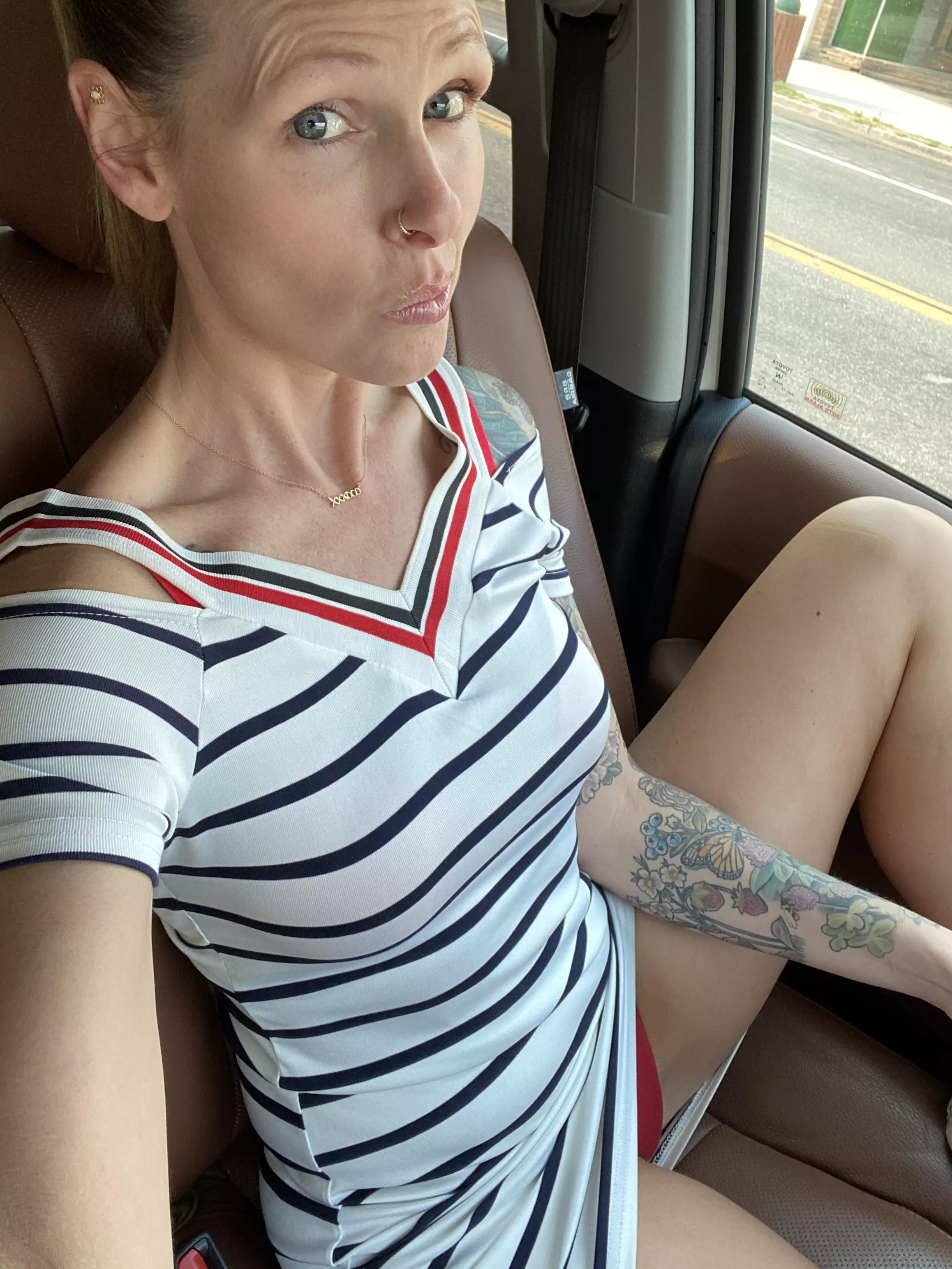 Leg up, panties out. This is my ‘I see you lookn’ face.’ posted by iamSkylerXO